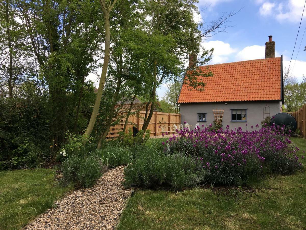 Watt Cottage Ипсуич Екстериор снимка